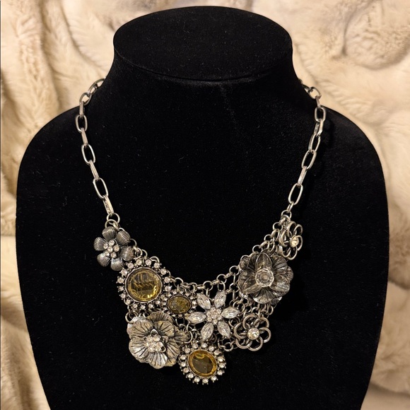 Jewelry - Silver and Gold Floral Statement Rhinestone Necklace
